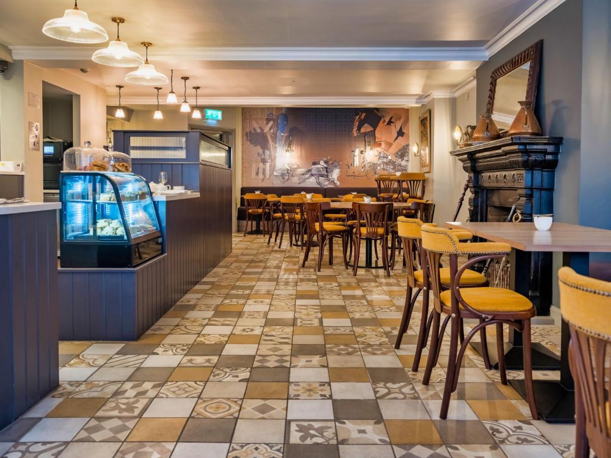 The Feathers Hotel 러들로 외부 사진