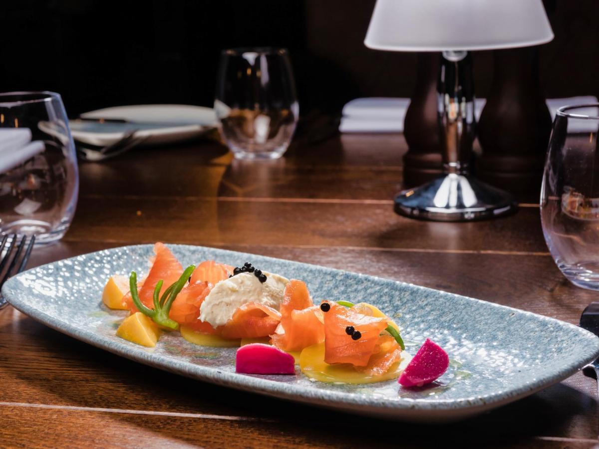 The Feathers Hotel 러들로 외부 사진