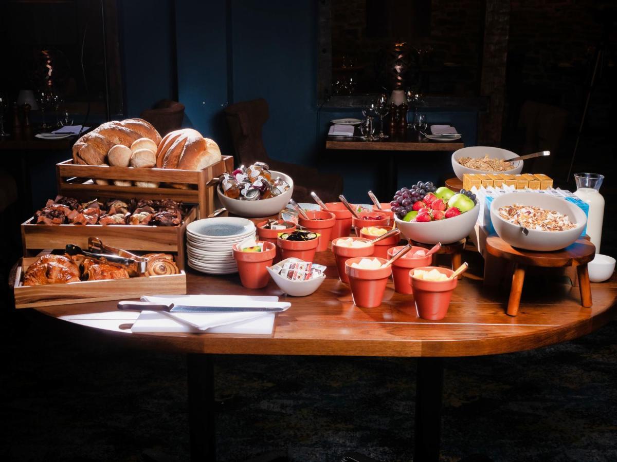 The Feathers Hotel 러들로 외부 사진