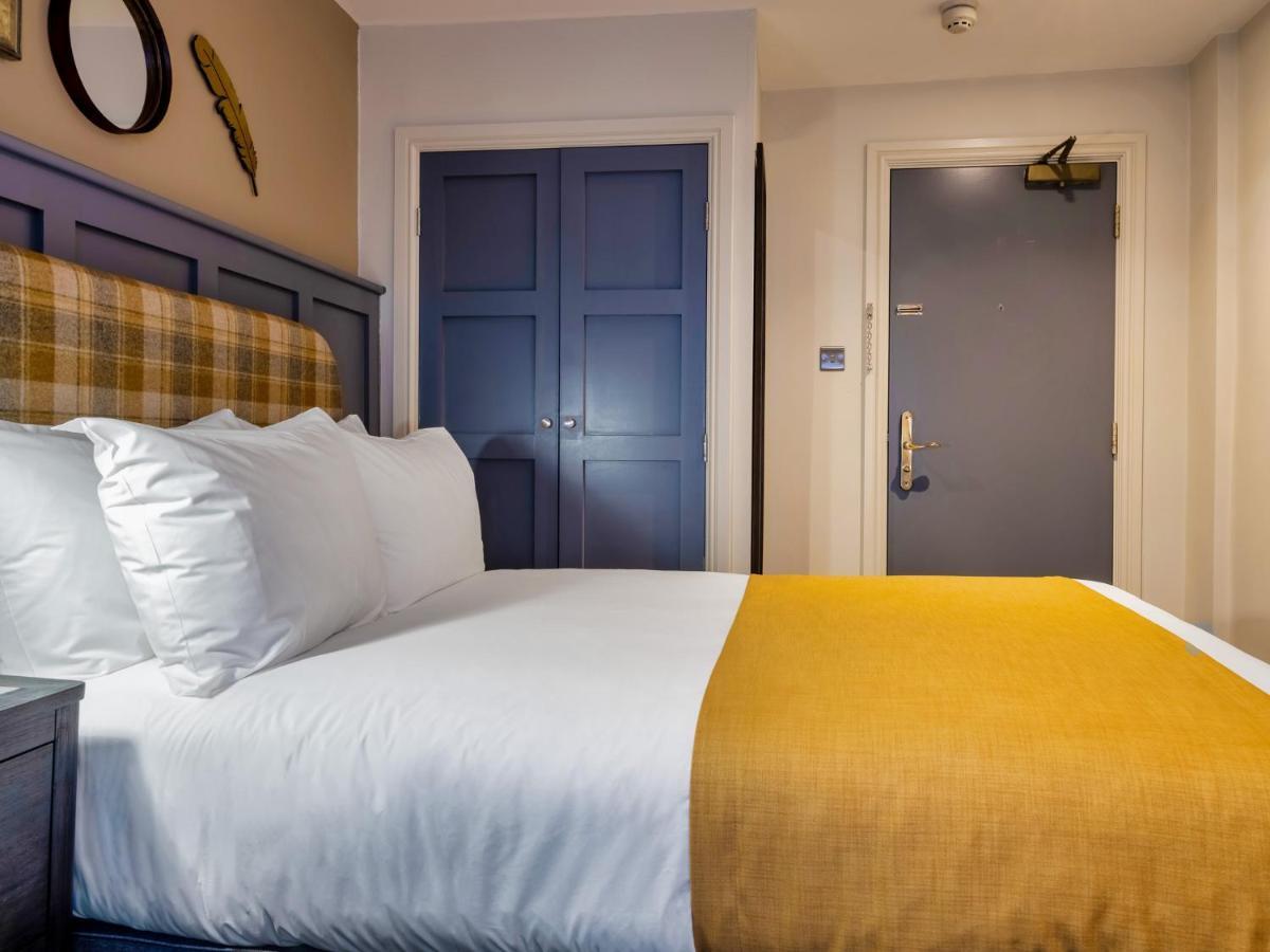 The Feathers Hotel 러들로 외부 사진