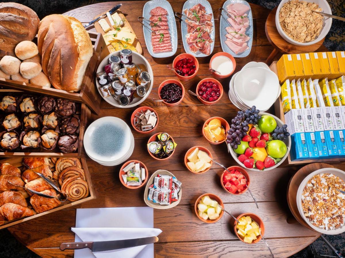 The Feathers Hotel 러들로 외부 사진